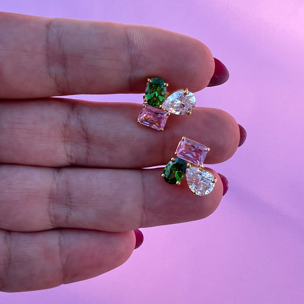 Earminder studs